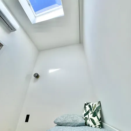 Haven L Jacuzzi & Sauna L 2-poziomowy Loft L 3 Sypialnie L 2 Lazienki L Klimatyzacja Katoviçe