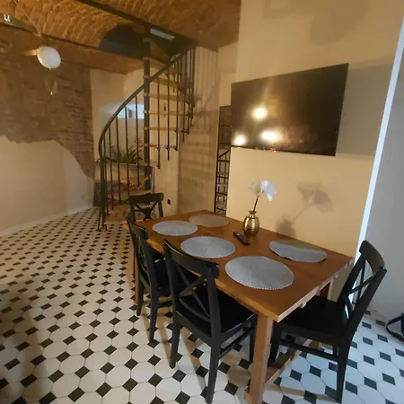 Haven L Jacuzzi & Sauna L 2-poziomowy Loft L 3 Sypialnie L 2 Lazienki L Klimatyzacja * Katoviçe